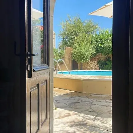 Monastiriako Couette-café Giannoudi (Crete)